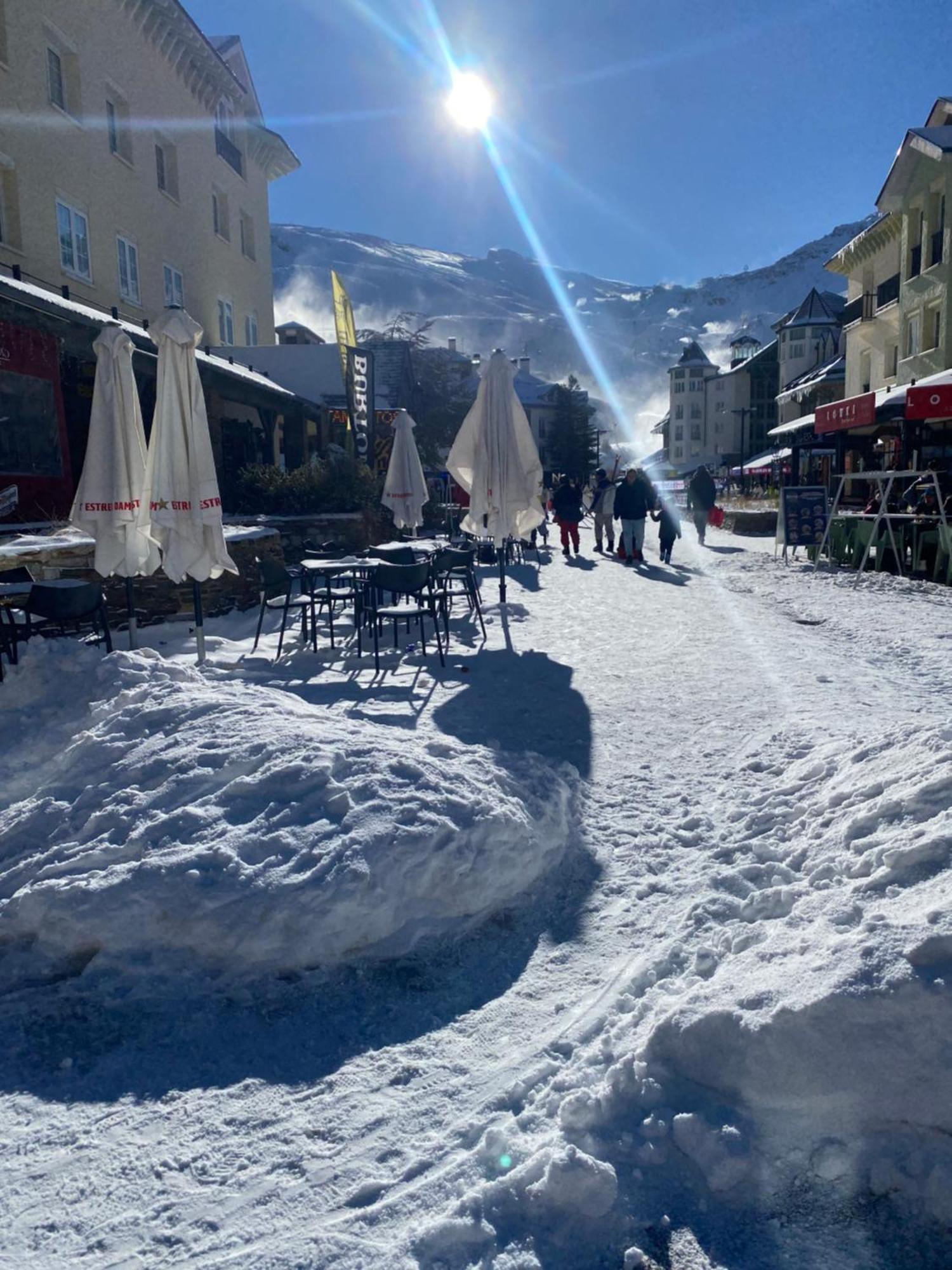 Apartamento Alpino Plaza De Andalucia A Pie De Pistas Sierra Nevada Zewnętrze zdjęcie