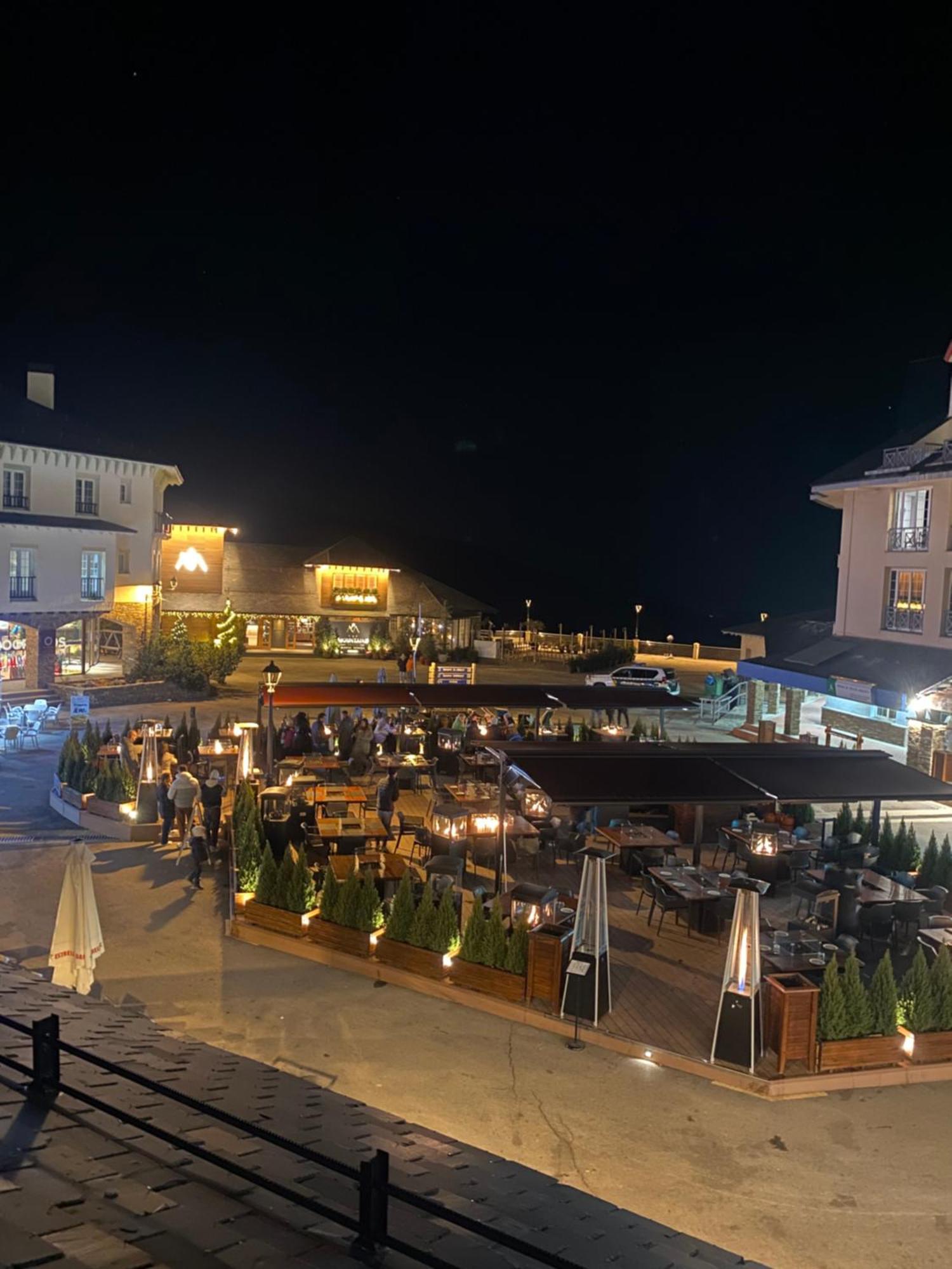Apartamento Alpino Plaza De Andalucia A Pie De Pistas Sierra Nevada Zewnętrze zdjęcie